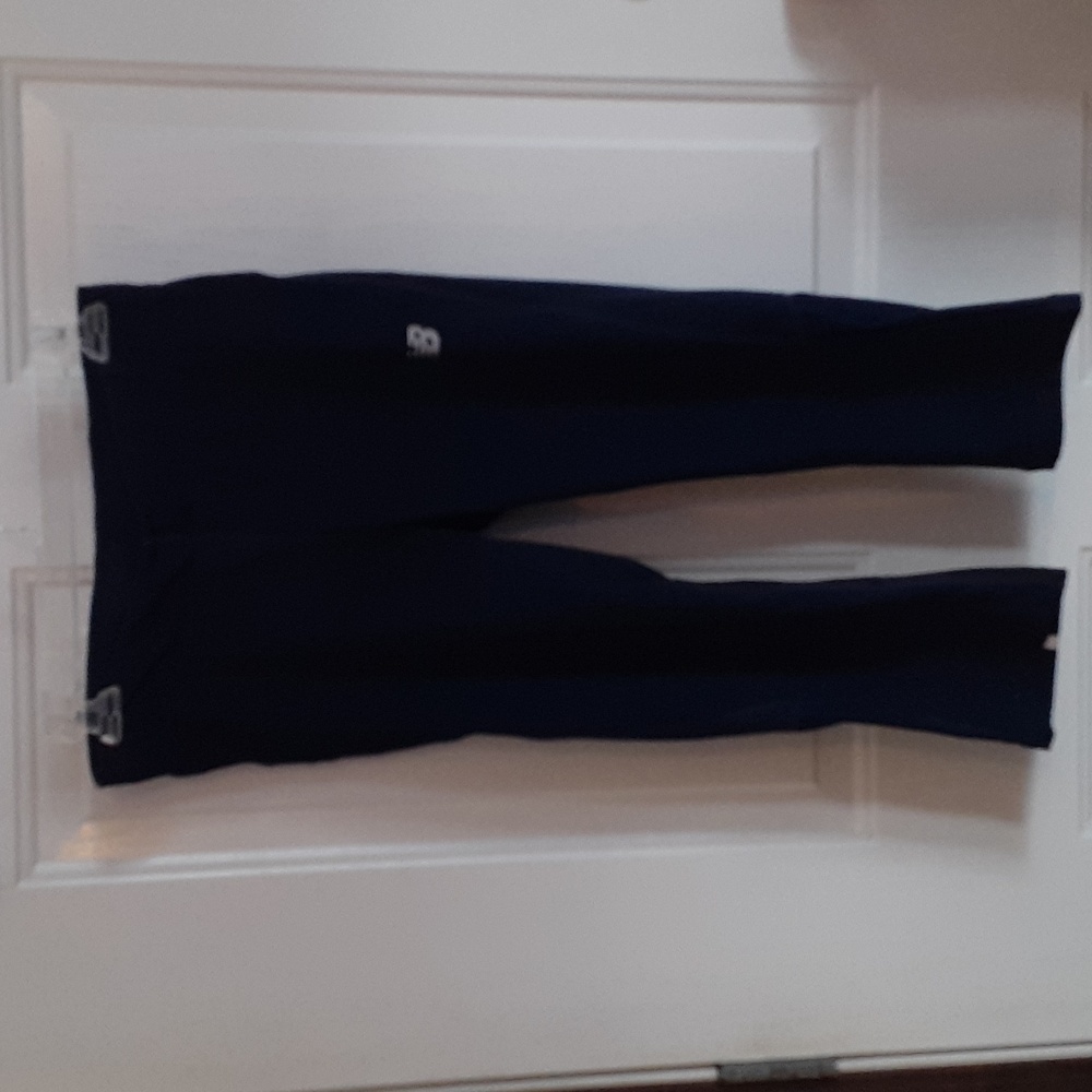 New balance cropped leggings size Medium